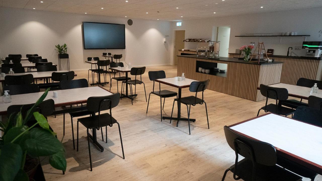 Hotel Djurhuus Tórshavn Екстериор снимка