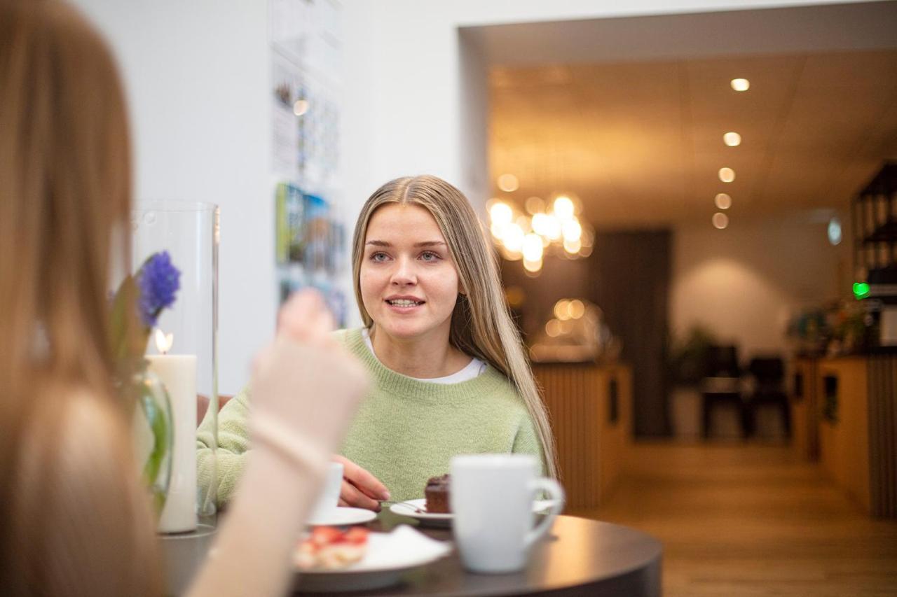 Hotel Djurhuus Tórshavn Екстериор снимка