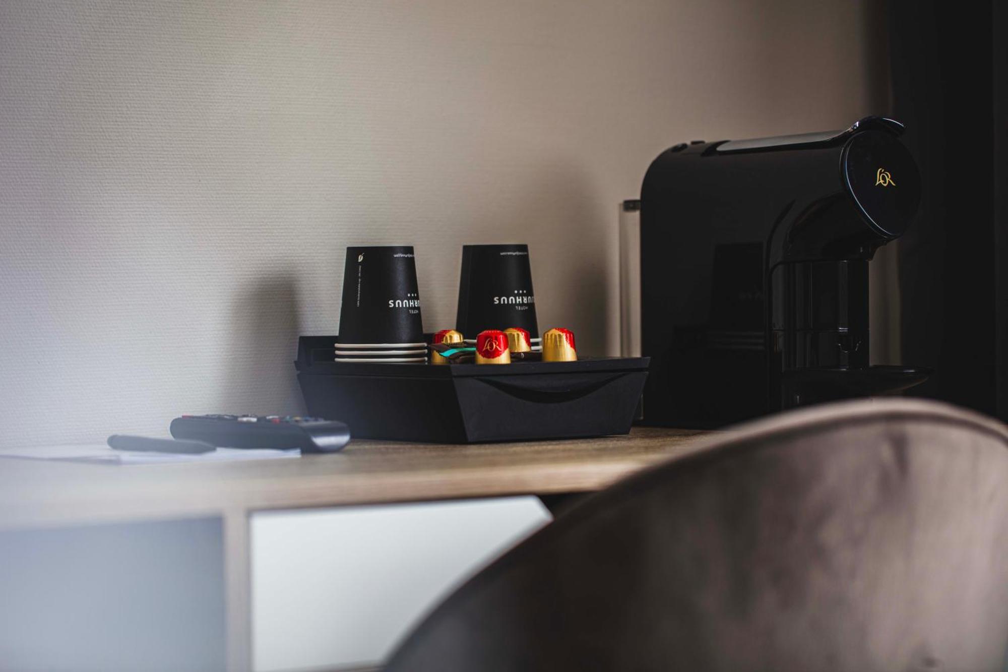 Hotel Djurhuus Tórshavn Стая снимка